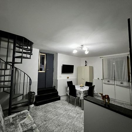فيلا Centro Storico Family Flat نابولي المظهر الخارجي الصورة